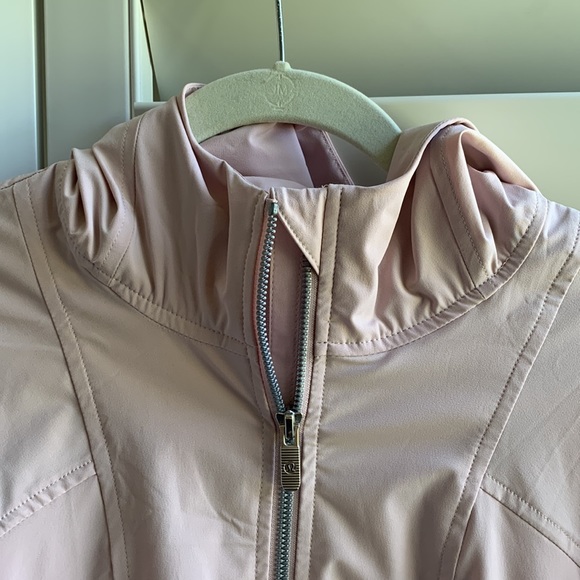 Lululemon Pack It Up Jacket - Picture 6 of 16
